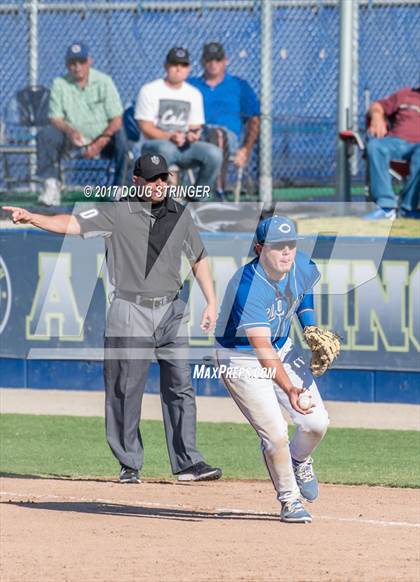 Thumbnail 3 in  Clovis vs. Tulare Western (CIF CS Div 1 Quarterfinal) photogallery.