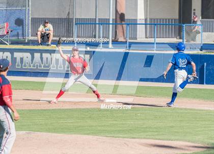 Thumbnail 2 in  Clovis vs. Tulare Western (CIF CS Div 1 Quarterfinal) photogallery.