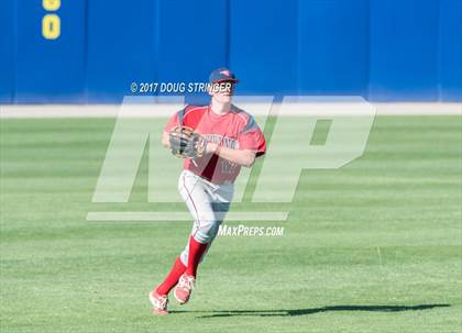 Thumbnail 1 in  Clovis vs. Tulare Western (CIF CS Div 1 Quarterfinal) photogallery.