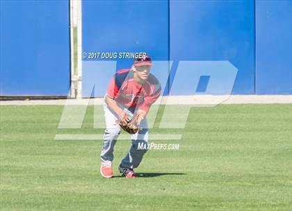 Thumbnail 2 in  Clovis vs. Tulare Western (CIF CS Div 1 Quarterfinal) photogallery.