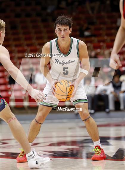 Thumbnail 1 in Hurricane vs. Ridgeline (UHSAA 4A Quarterfinal) photogallery.