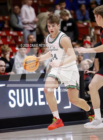 Thumbnail 3 in Hurricane vs. Ridgeline (UHSAA 4A Quarterfinal) photogallery.