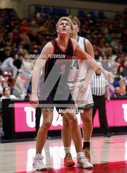 Thumbnail 3 in Hurricane vs. Ridgeline (UHSAA 4A Quarterfinal) photogallery.