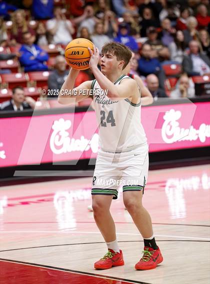 Thumbnail 1 in Hurricane vs. Ridgeline (UHSAA 4A Quarterfinal) photogallery.