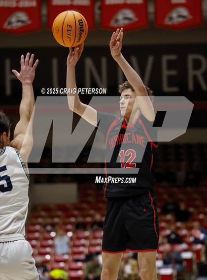 Thumbnail 1 in Hurricane vs. Ridgeline (UHSAA 4A Quarterfinal) photogallery.