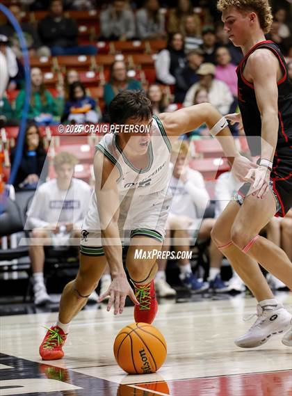 Thumbnail 1 in Hurricane vs. Ridgeline (UHSAA 4A Quarterfinal) photogallery.