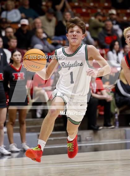 Thumbnail 3 in Hurricane vs. Ridgeline (UHSAA 4A Quarterfinal) photogallery.