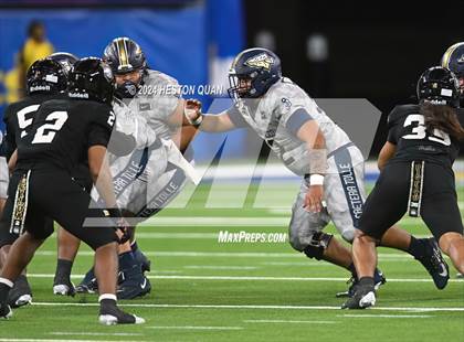 Thumbnail 3 in St. John Bosco vs. Servite photogallery.