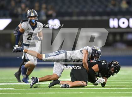 Thumbnail 3 in St. John Bosco vs. Servite photogallery.