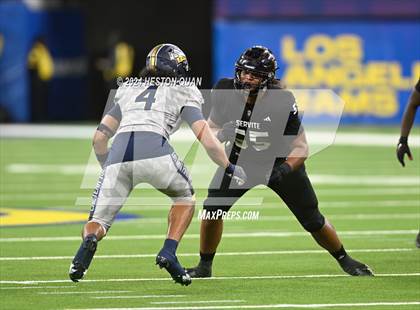 Thumbnail 2 in St. John Bosco vs. Servite photogallery.