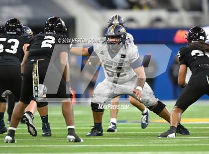 Thumbnail 1 in St. John Bosco vs. Servite photogallery.