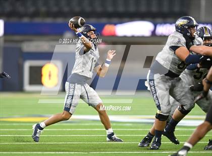 Thumbnail 2 in St. John Bosco vs. Servite photogallery.