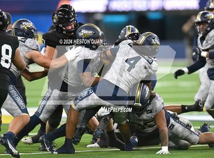 Thumbnail 1 in St. John Bosco vs. Servite photogallery.