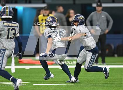 Thumbnail 2 in St. John Bosco vs. Servite photogallery.