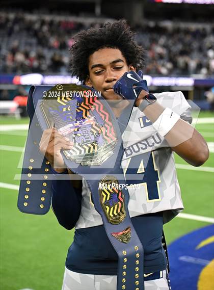 Thumbnail 1 in St. John Bosco vs. Servite photogallery.