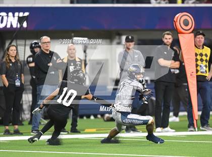 Thumbnail 1 in St. John Bosco vs. Servite photogallery.