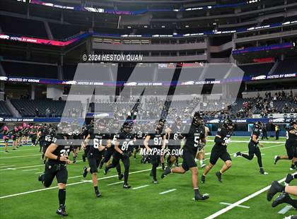Thumbnail 3 in St. John Bosco vs. Servite photogallery.