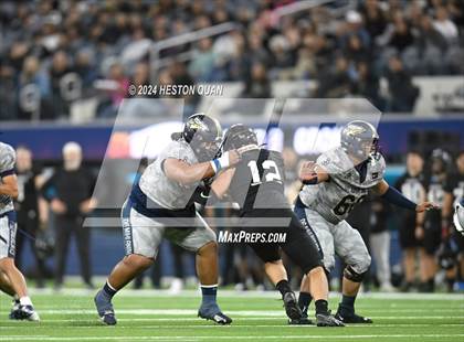 Thumbnail 3 in St. John Bosco vs. Servite photogallery.