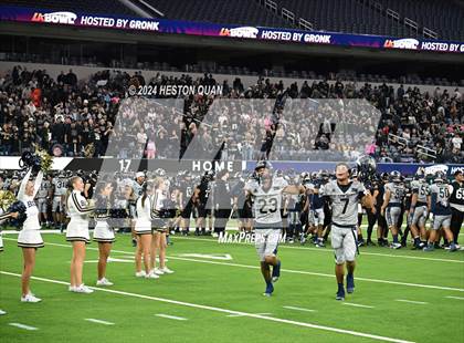 Thumbnail 2 in St. John Bosco vs. Servite photogallery.