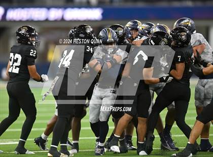 Thumbnail 2 in St. John Bosco vs. Servite photogallery.