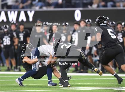 Thumbnail 3 in St. John Bosco vs. Servite photogallery.