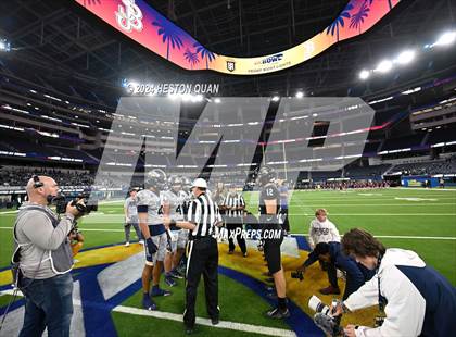 Thumbnail 3 in St. John Bosco vs. Servite photogallery.