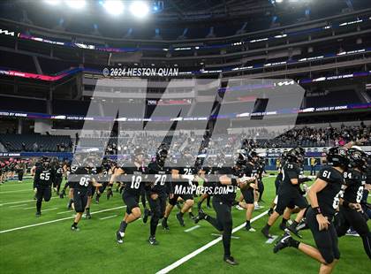 Thumbnail 1 in St. John Bosco vs. Servite photogallery.