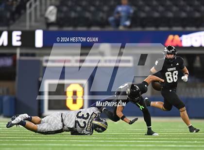 Thumbnail 2 in St. John Bosco vs. Servite photogallery.
