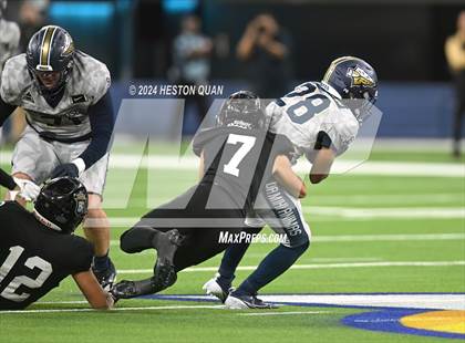 Thumbnail 2 in St. John Bosco vs. Servite photogallery.