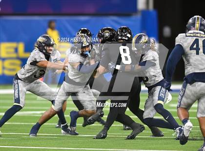 Thumbnail 3 in St. John Bosco vs. Servite photogallery.