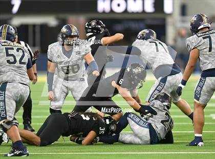 Thumbnail 3 in St. John Bosco vs. Servite photogallery.