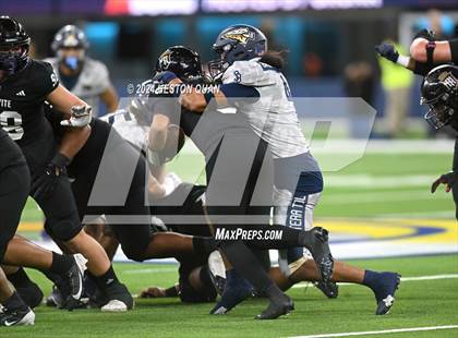 Thumbnail 3 in St. John Bosco vs. Servite photogallery.