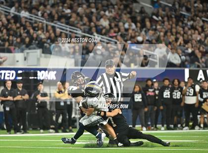 Thumbnail 2 in St. John Bosco vs. Servite photogallery.