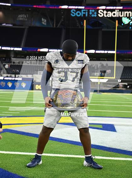 Thumbnail 2 in St. John Bosco vs. Servite photogallery.