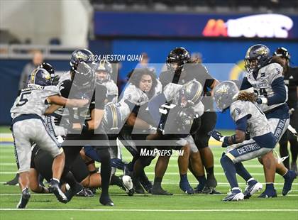 Thumbnail 2 in St. John Bosco vs. Servite photogallery.
