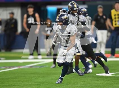Thumbnail 2 in St. John Bosco vs. Servite photogallery.
