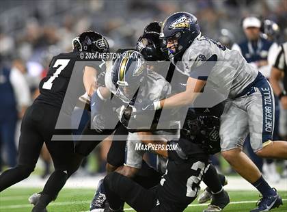 Thumbnail 3 in St. John Bosco vs. Servite photogallery.