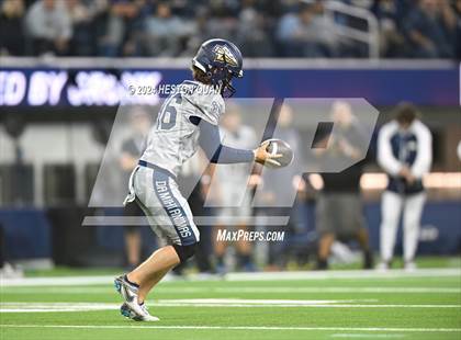 Thumbnail 2 in St. John Bosco vs. Servite photogallery.