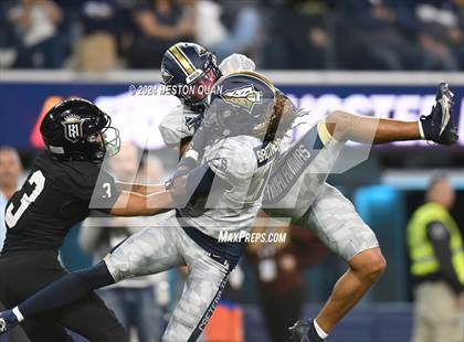 Thumbnail 1 in St. John Bosco vs. Servite photogallery.