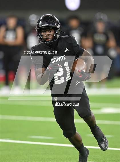 Thumbnail 1 in St. John Bosco vs. Servite photogallery.