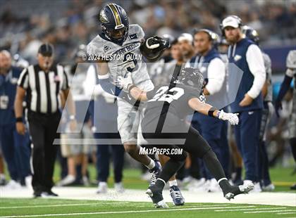 Thumbnail 2 in St. John Bosco vs. Servite photogallery.