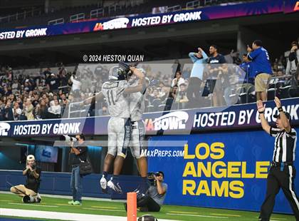 Thumbnail 3 in St. John Bosco vs. Servite photogallery.