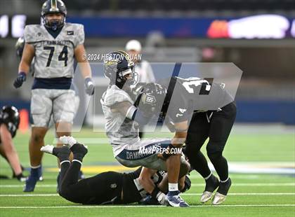 Thumbnail 3 in St. John Bosco vs. Servite photogallery.