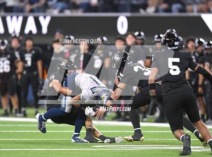 Thumbnail 1 in St. John Bosco vs. Servite photogallery.