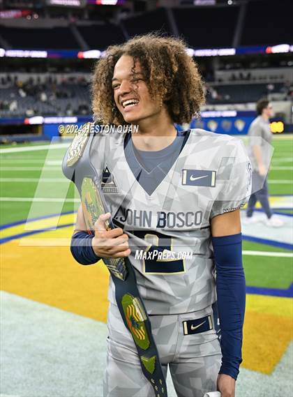 Thumbnail 1 in St. John Bosco vs. Servite photogallery.