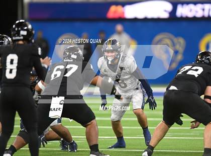 Thumbnail 3 in St. John Bosco vs. Servite photogallery.