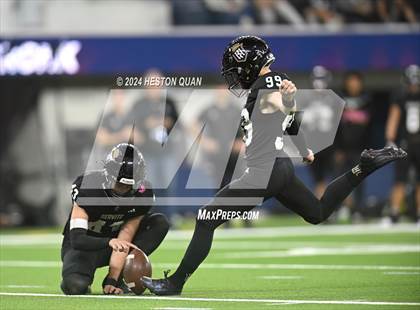 Thumbnail 2 in St. John Bosco vs. Servite photogallery.