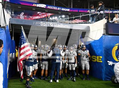 Thumbnail 1 in St. John Bosco vs. Servite photogallery.