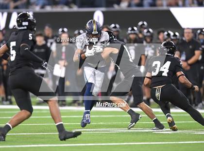 Thumbnail 3 in St. John Bosco vs. Servite photogallery.