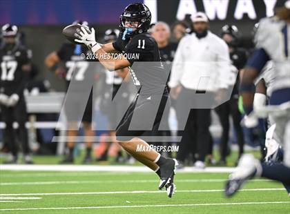 Thumbnail 1 in St. John Bosco vs. Servite photogallery.